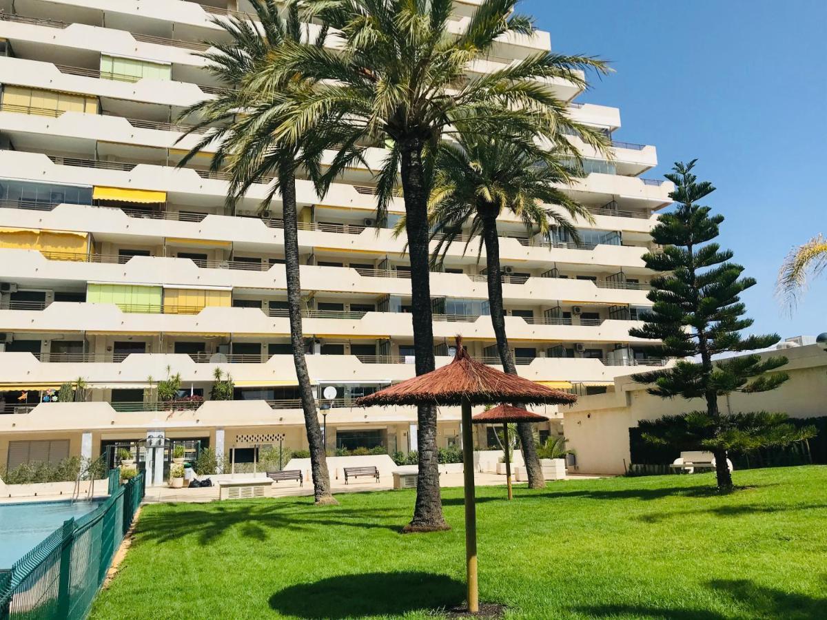 Edificio Calpplace Buitenkant foto